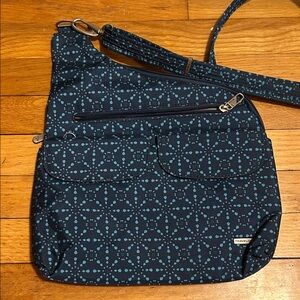 Travelon Anti-Theft Classic Crossbody Navy and Teal Bag Basically Brand New!